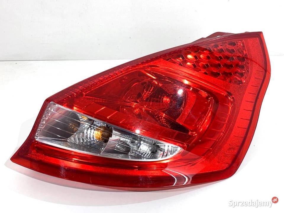 LAMPA PRAWY TYŁ FORD FIESTA MK7 8A6113404A Lampy tylne