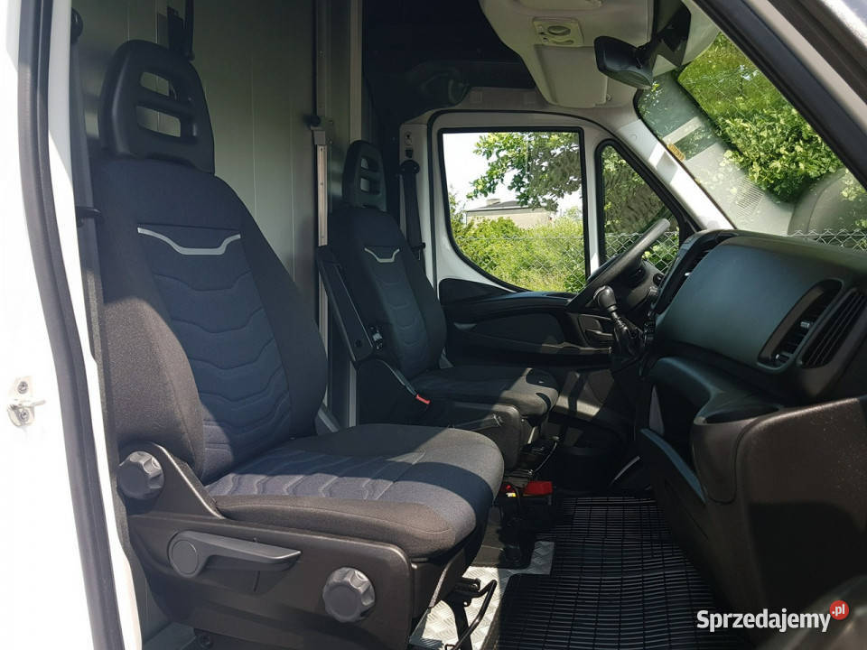 Iveco Daily KONTENER NISKOPODŁOGOWY 443x223x242 elektryczne szyby Poręba