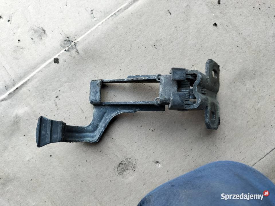 AUDI 80 B4 80B4 ZAMEK RĄCZKA MASKI Kamień-Kolonia