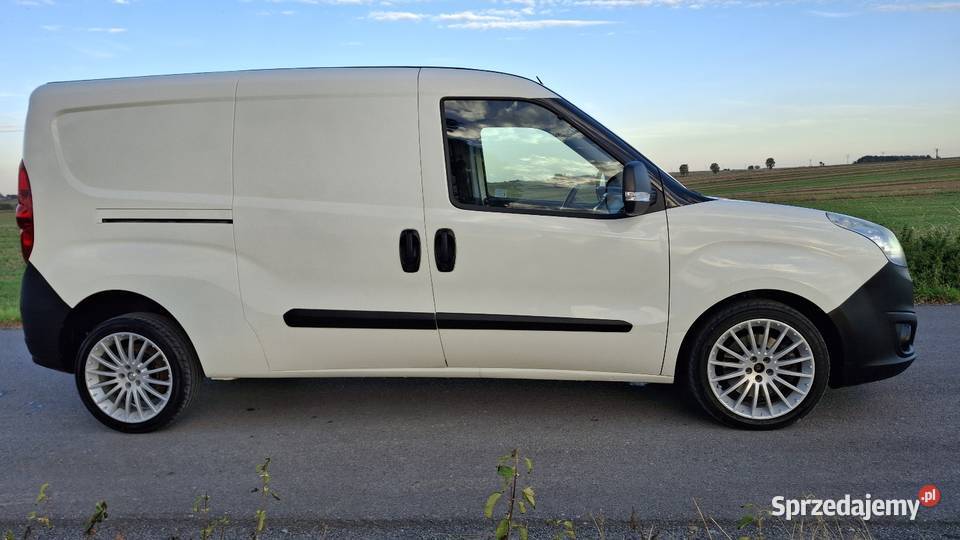 Opel Combo 2015 chłodnia izoterma 16 diesel Obręczna