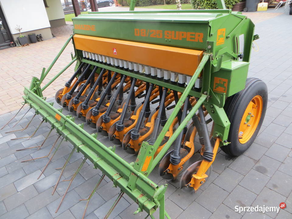Siewnik do zboża Amazone D825 SUPER talerzowy wielkopolskie Cielcza