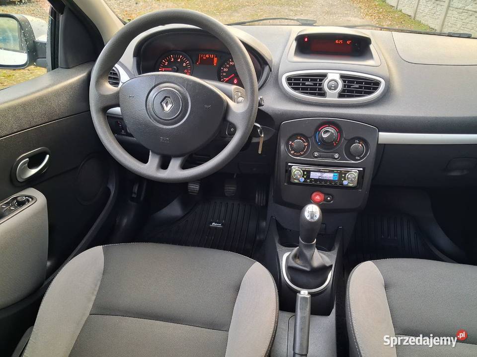 Renault Clio II 12 Klimatyzacja 111700 2011r CD Starachowice