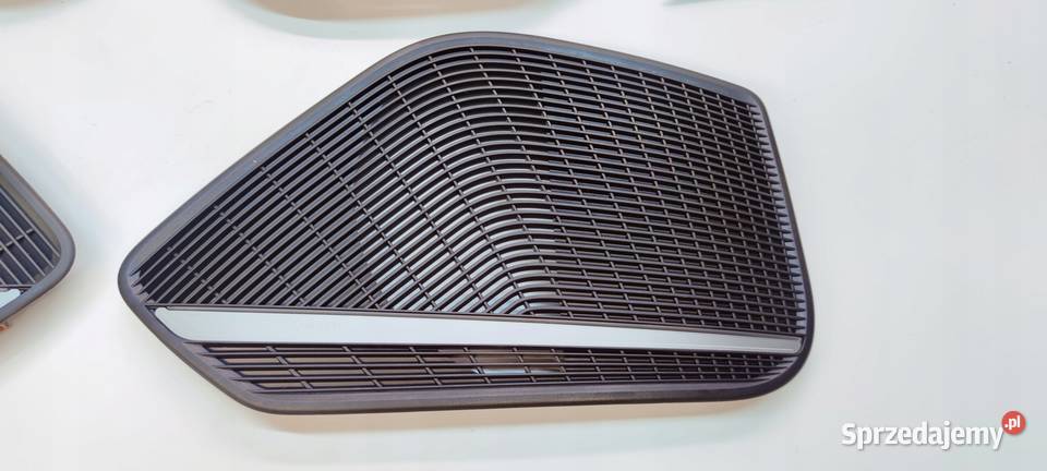 MASKOWNICE KOMPLET AUDI A4 B9 BANG OLUFSEN Osłony i zaślepki Przystajń sprzedam