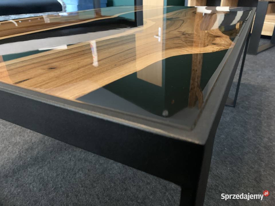 Stolik orzech włoski żywica połysk Krzeszów