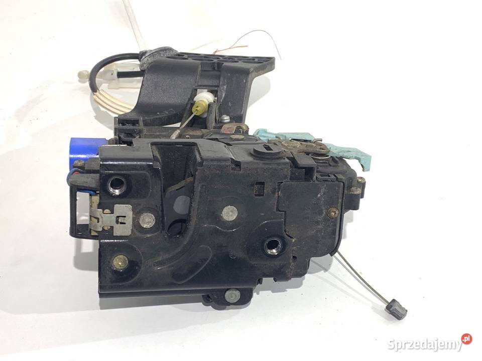 ZAMEK DRZWI PRAWY TYŁ VW TOUAREG SUV 7L0839016