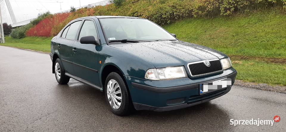 Skoda Octavia 16 8v benzyna 2000r Nowe OC Tanio