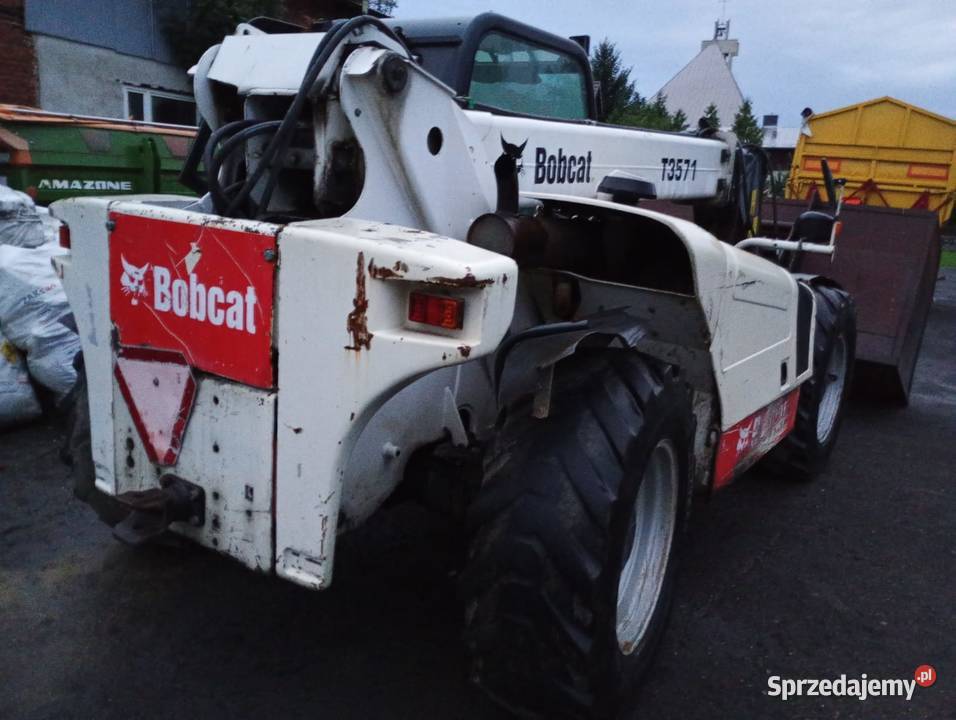 Sprzedał zamienię ładowarkę teleskopową bobcat