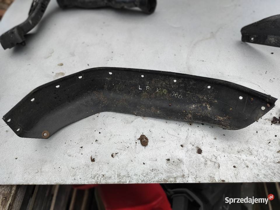 Poszerzenie boczek osłona plastik Suzuki