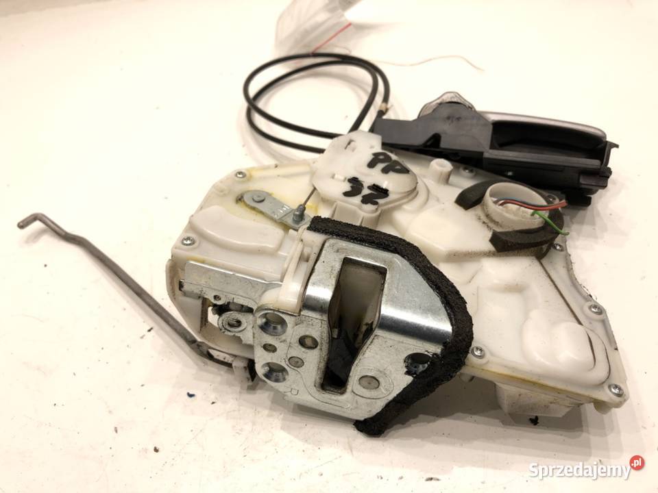 ZAMEK DRZWI PRAWY PRZÓD SUZUKI SWIFT III osobowe