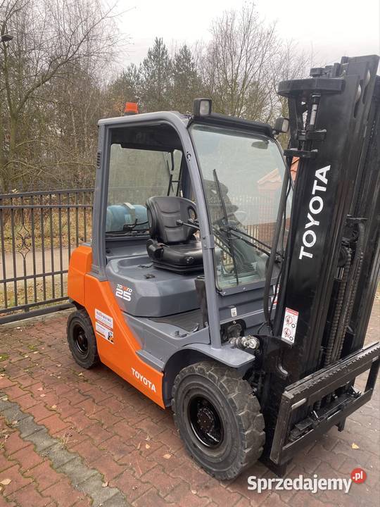Wózek Toyota 8fg25 gaz Legionowo sprzedam