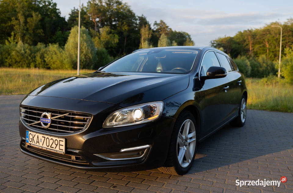 Volvo V60 I 24 AWD Hybrid 2014 r 283 Kartuzy
