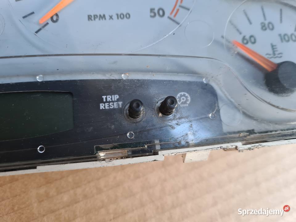 IVECO DAILY 3 9906 licznik zegary Legnica