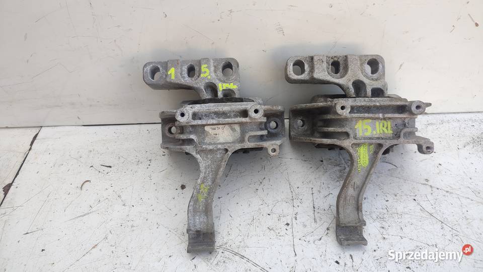15VW SEAT AUDI SKODA 931ZBDG348700J ŁAPA osobowe Włoszczowa
