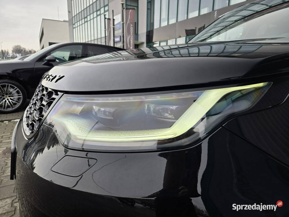 Land Rover Discovery D250 Dynamic SE Black Węgrzce