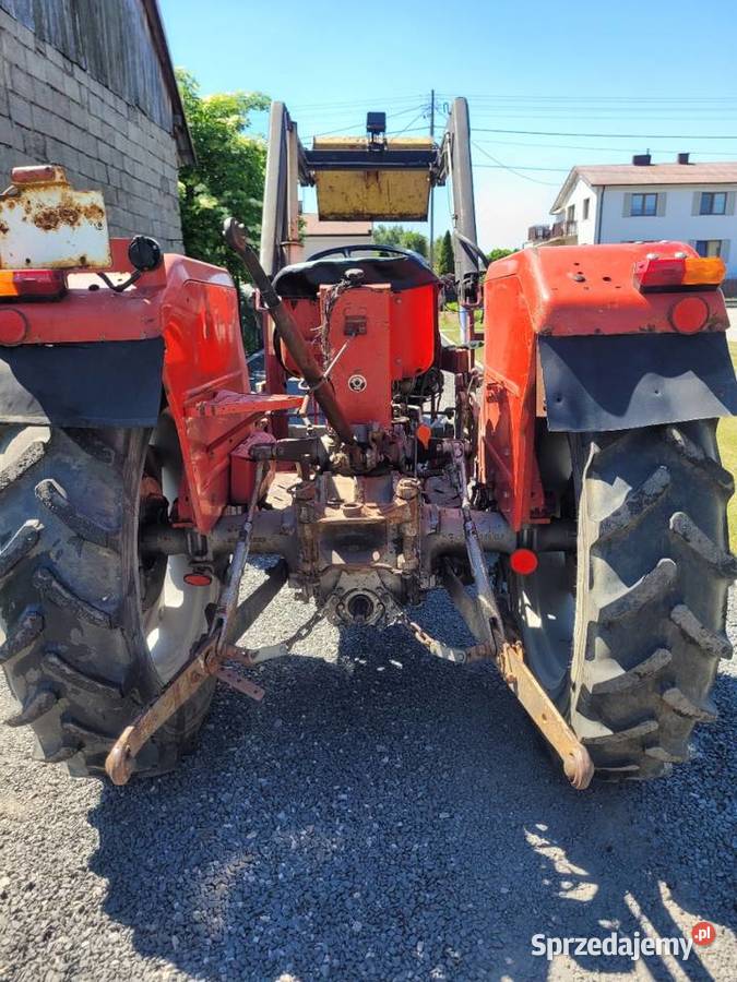 Ciągnik rolniczy MASSEY FERGUSON 235 Massey Ferguson Przyrów