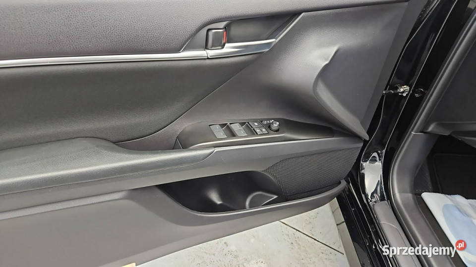 Toyota Camry 25 Hybrid Comfort CVT Z Polskiego