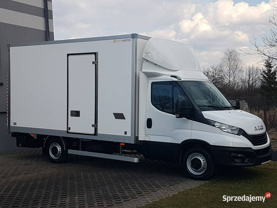 Iveco Daily WINDA 8EP 429x223x223 KLIMA pełny VAT Poręba