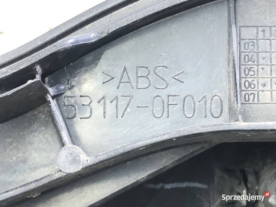 ATRAPA GRILL TOYOTA COROLLA E13 0409 531170F010