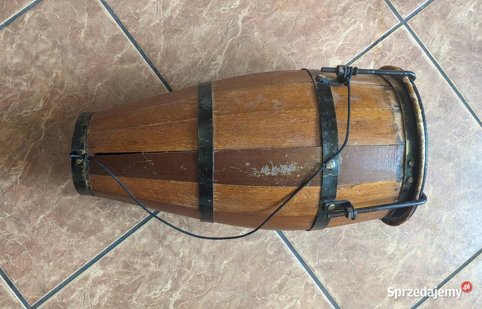 Atabaque rodzaj jednomembranowego bębna z Morąg