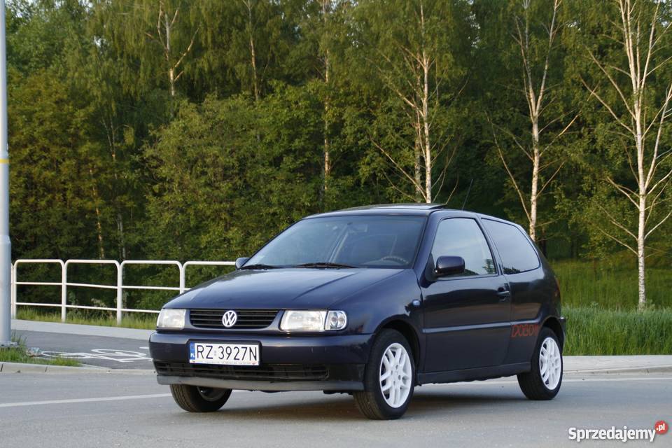Ekonomiczny VW Polo Samochody osobowe Rzeszów
