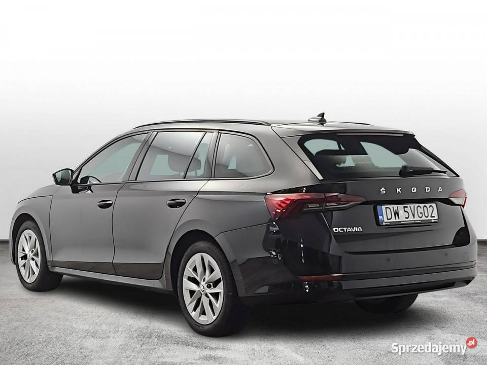 koda Octavia 15 TSI ACT Ambition Z Polskiego komputer pokładowy