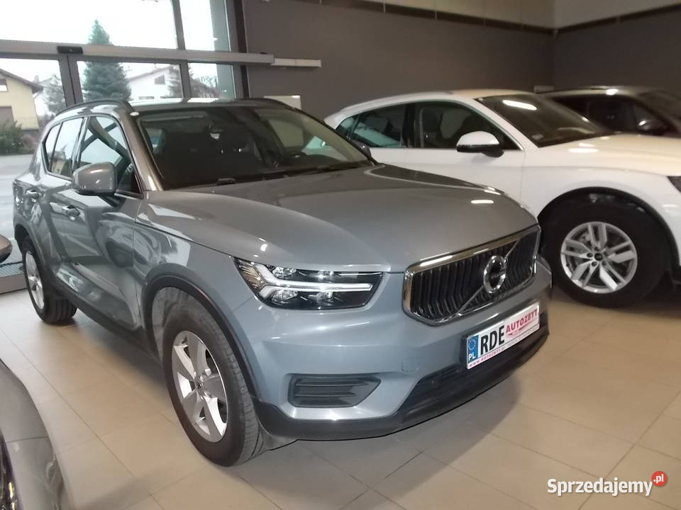 VOLVO XC40 15 benz Automatsalon Polska Dębica sprzedam