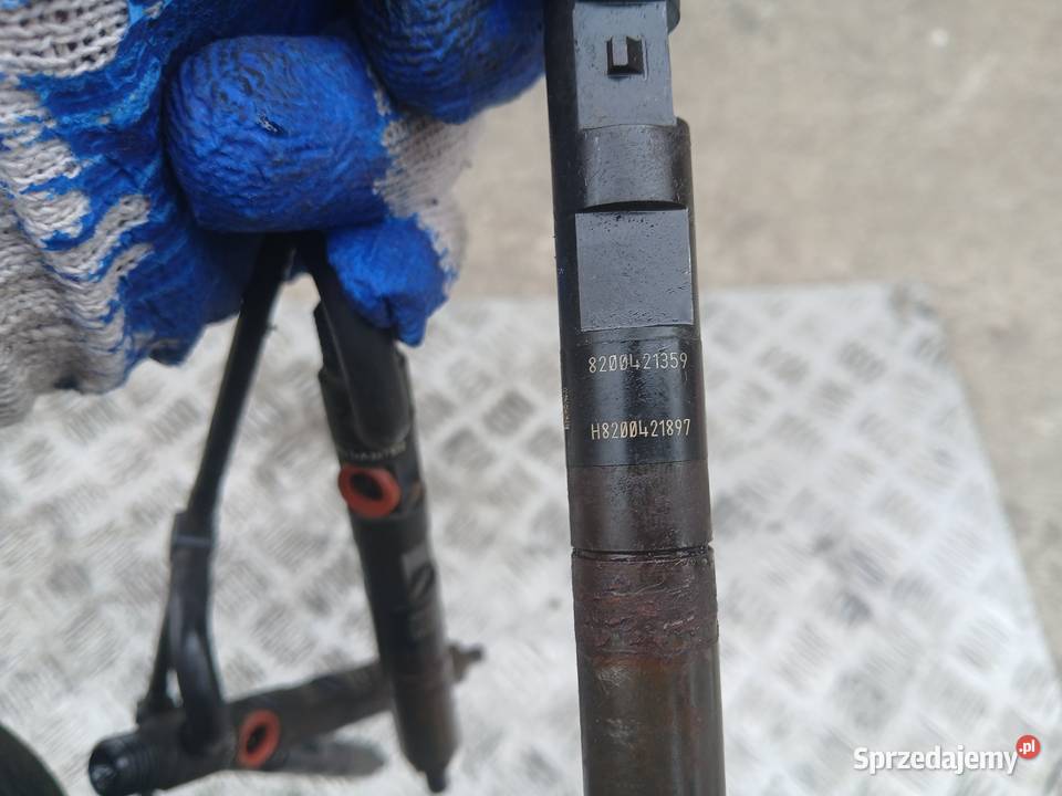 Wtrysk wtryskiwacz 8200421359 Renault Nissan Rok produkcji 2006 sprzedam