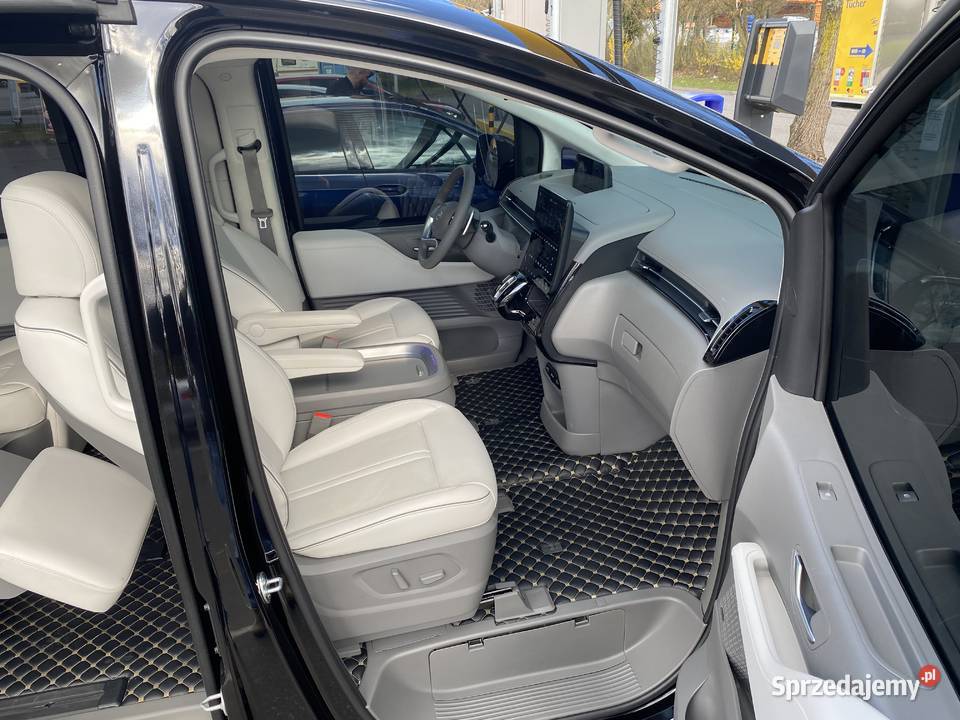 Hyundai Staria 22 CRDi Signature Lounge Szczecin