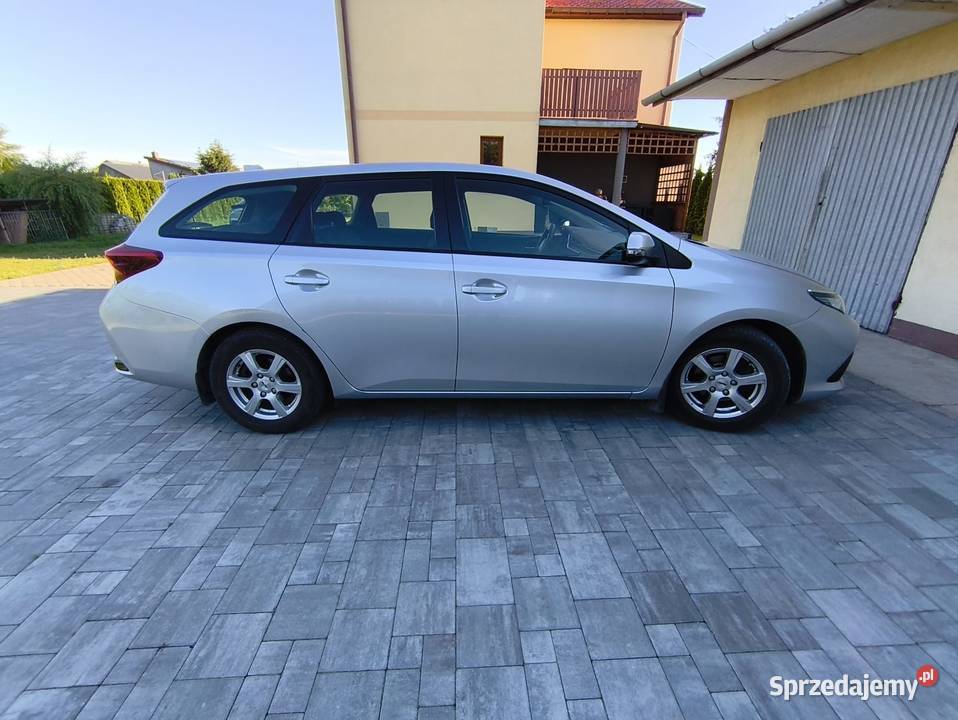 Toyota Auris 2015r 14 diesel super stan 224000km Chełm sprzedam