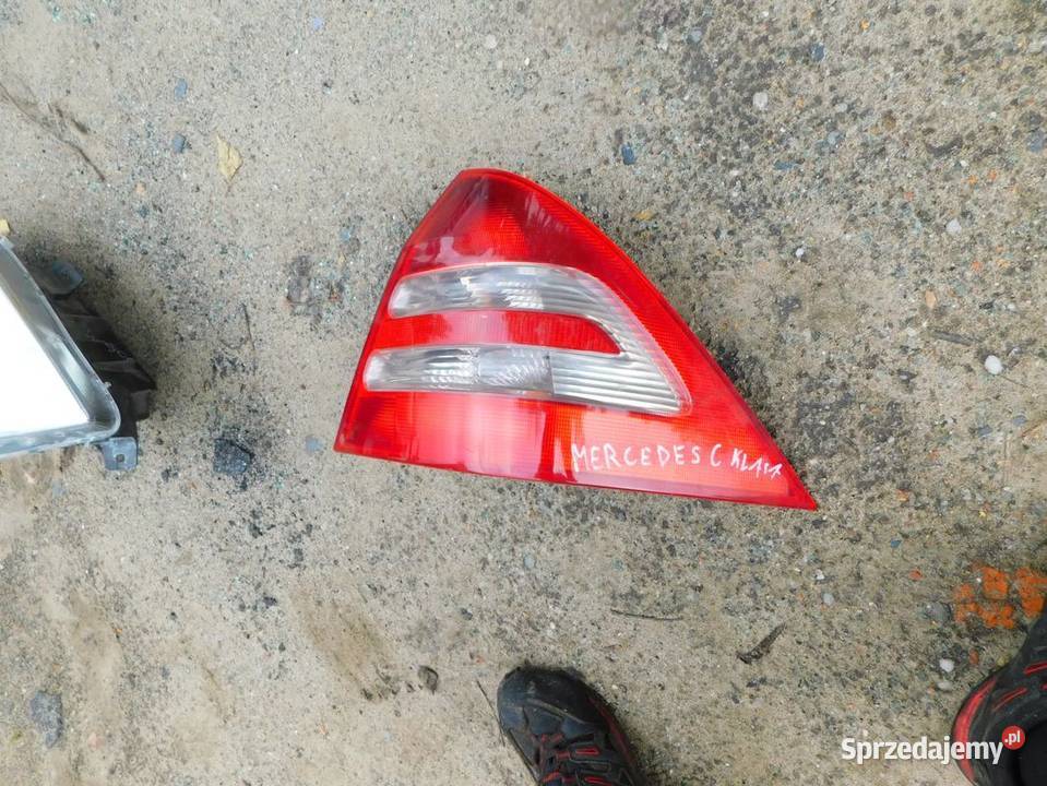 mercedes C lampa prawa WYSYŁKA Żory