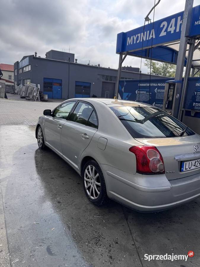 Toyota avensis 2004r 20 benzyna 2000cm3