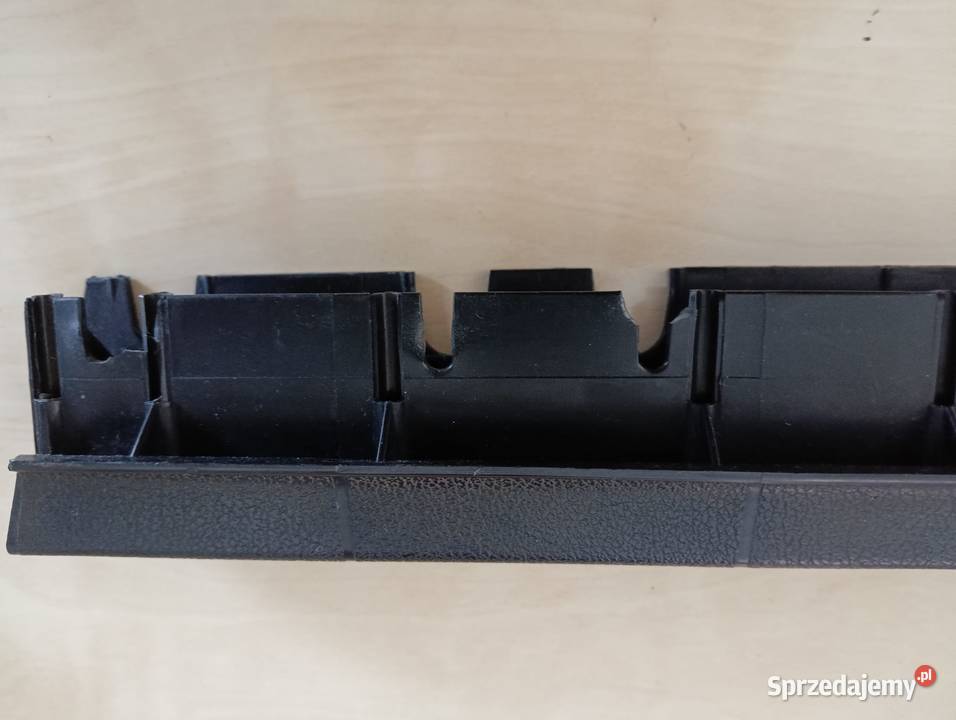 Osłona deski rozdzielczej osłona przełączników osobowe Ruda Śląska sprzedam