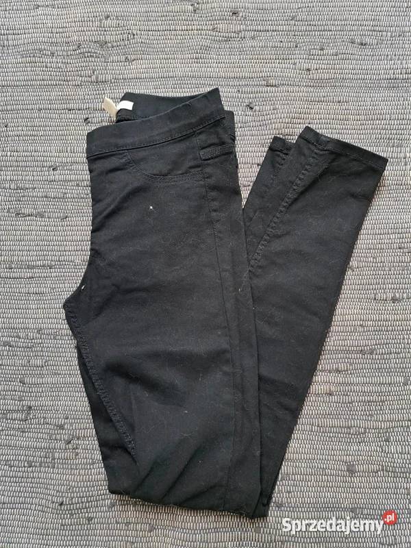 czarne rurki HM uniwersalny styl 34 Trąbki Wielkie