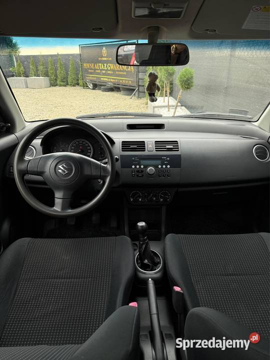 Suzuki Swift 2007r 13 benzyna 90 248 5 drzwi 4/5 Śrem