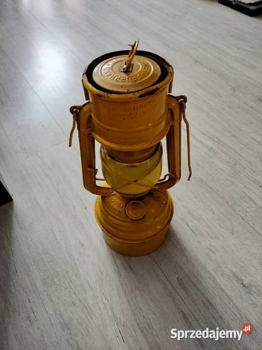 Żółta lampa naftowa Niemcy zachodniopomorskie