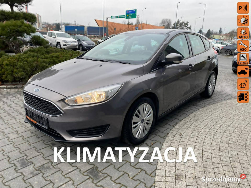 Ford Focus lift benzynka klimatronic manual cz przyciemniane szyby