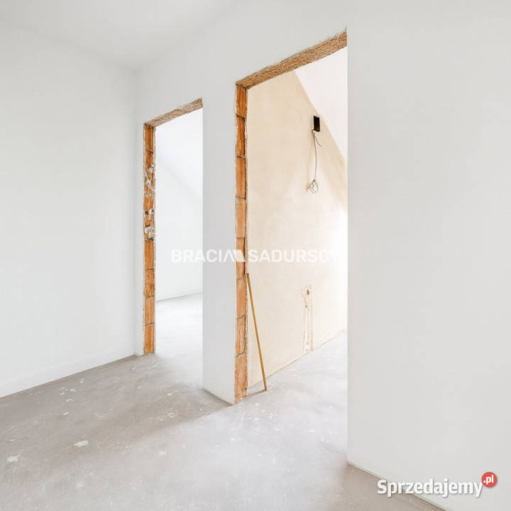 Dom wolnostojący Rączna 13145m2 wolnostojący