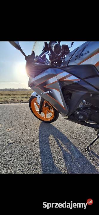 Honda cbr 125 Motocykle, skutery, quady Cegłów