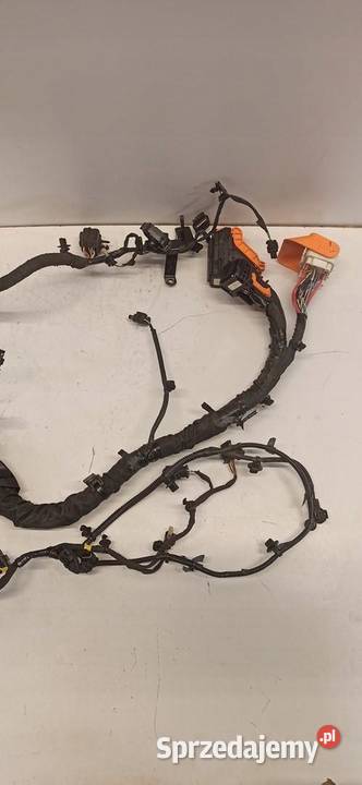 VOLVO XC40 WIĄZKA SILNIKA B420T4 32301369 osobowe sprzedam