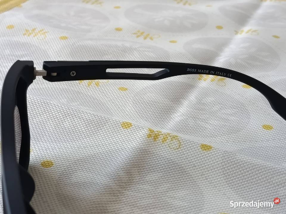 Okulary przeciwsłoneczne unisex marki BOSS Białystok