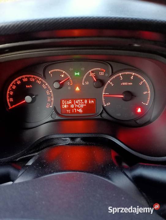 Opel Combo Rok produkcji 2018 Zbietka