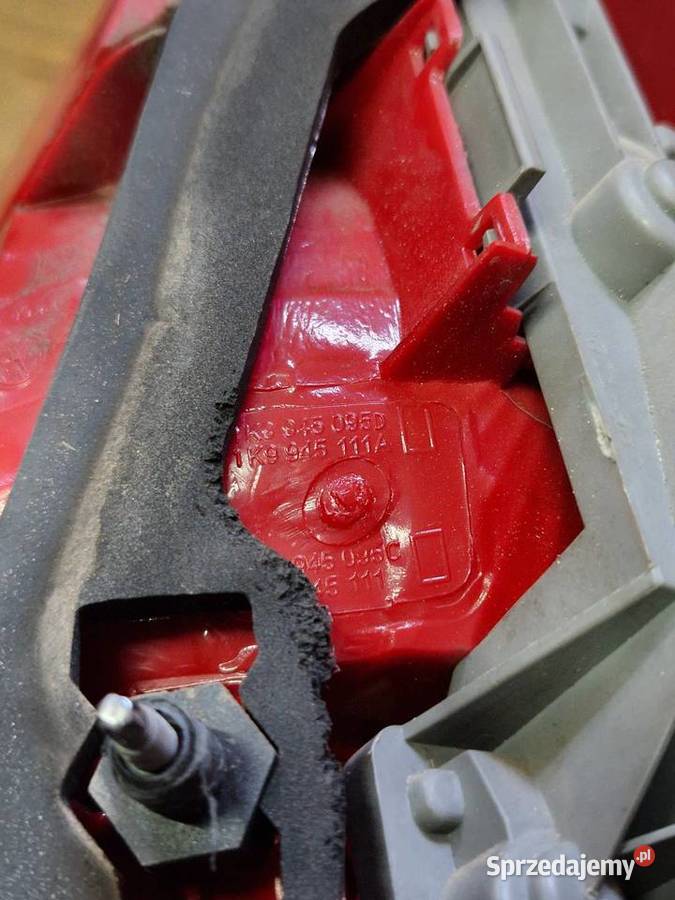 Vw golf 5 kombi lampa lewy tył tył lewy Złotoryja