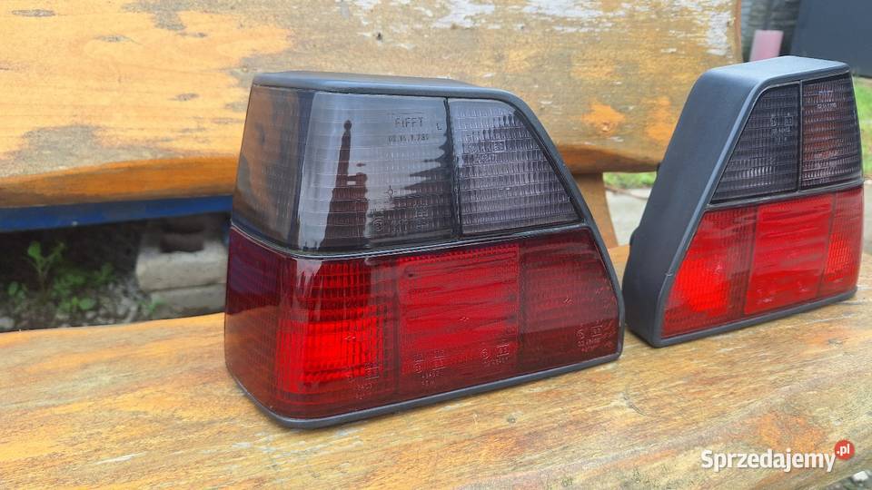 Lampy tył Fifft Fioletowo Czerwone Golf MK2 Poznań