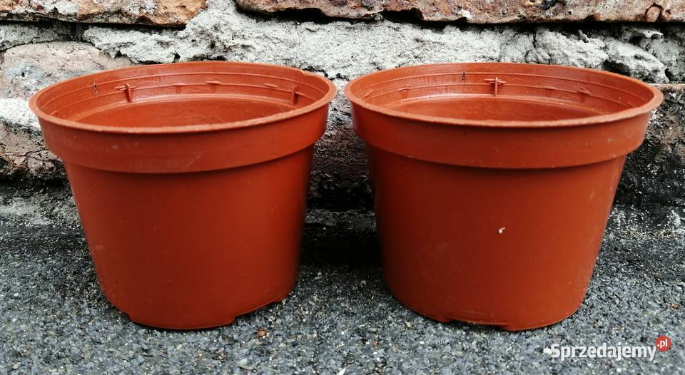 Doniczki produkcyjne śr 11 05L okrągłe Terakota