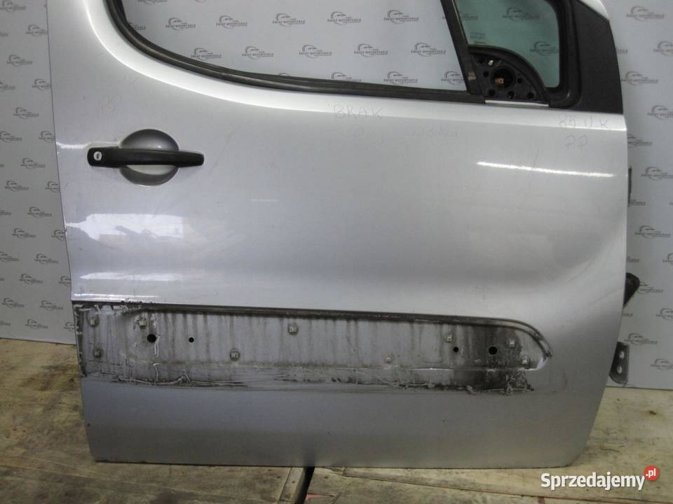 CITROEN BERLINGO II 11r drzwi prawe przód