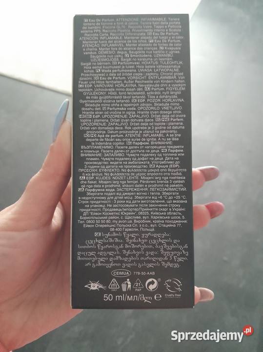 Woda perfumowana Avon Attraction Closer For Her