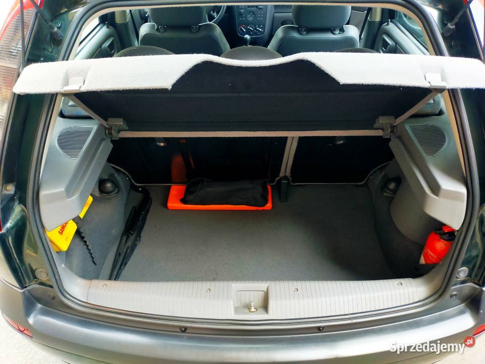 Opel Corsa C 2001 benzyna 10 polski salon NISKI 58KM Corsa podkarpackie Przemyśl