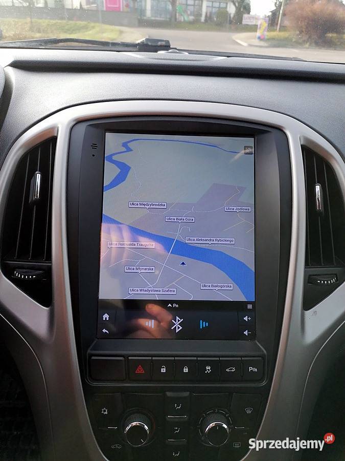 Opel Astra J Benzyna 16Tesla Astra Sanok