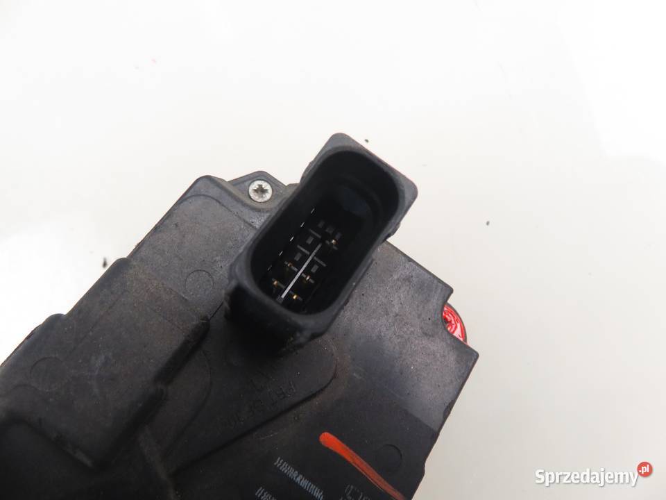 ZAMEK LEWY TYLNY OPEL ZAFIRA B A05 13210738PU sprzedam