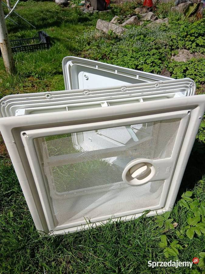 Okno dachowe 4040 moskitiera